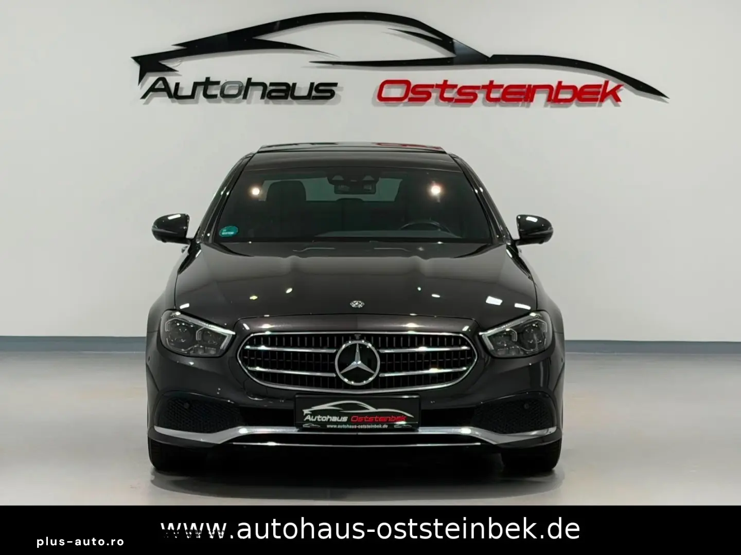 MERCEDES-BENZ E 220 d 9G-TRONIC 360  PANO DISTRONIC BURMEST