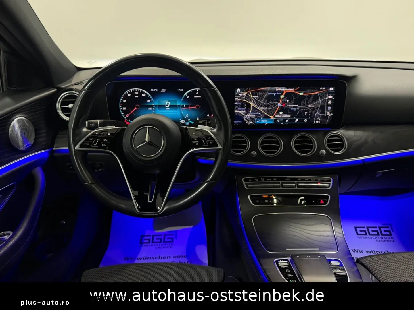 MERCEDES-BENZ E 220 d 9G-TRONIC 360  PANO DISTRONIC BURMEST