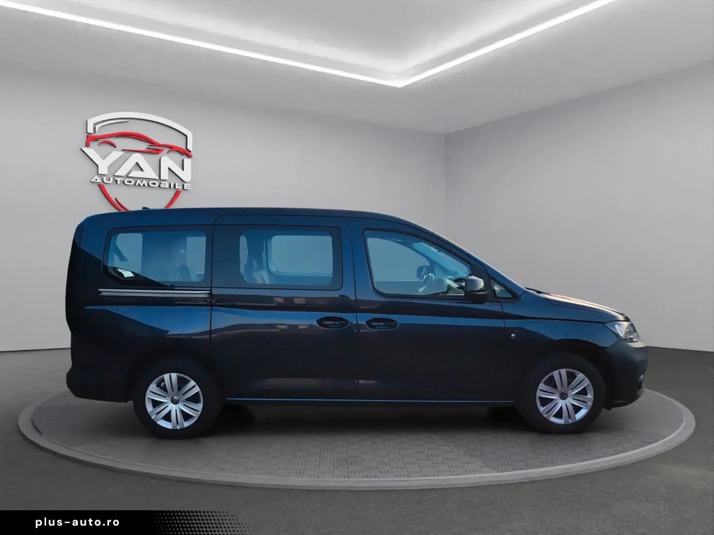 VW Caddy Maxi 2.0 TDI 7-Sitzer AHK ACC Standheizung