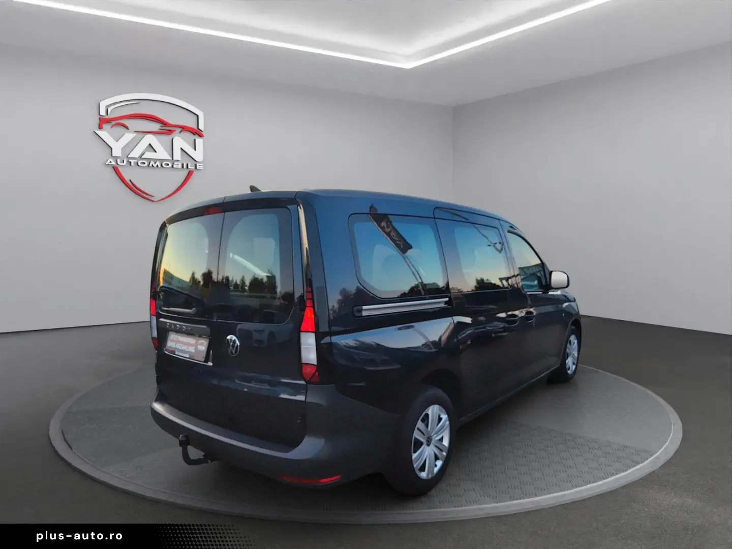 VW Caddy Maxi 2.0 TDI 7-Sitzer AHK ACC Standheizung
