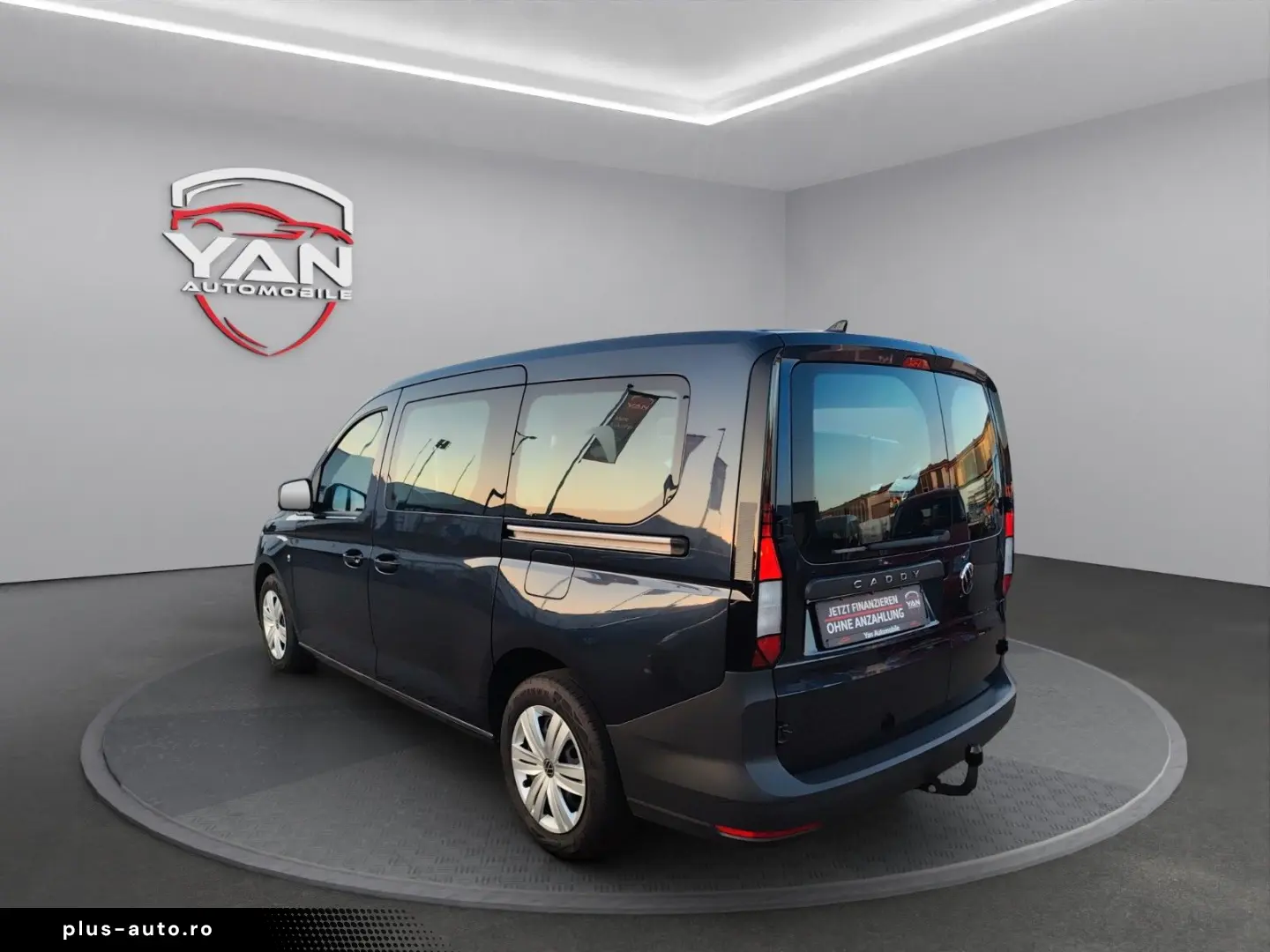 VW Caddy Maxi 2.0 TDI 7-Sitzer AHK ACC Standheizung