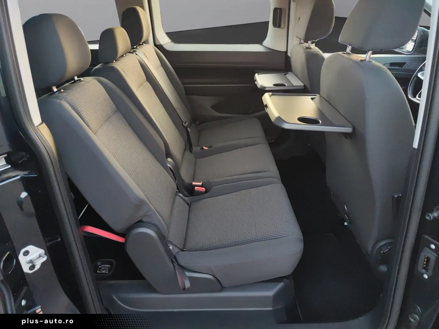 VW Caddy Maxi 2.0 TDI 7-Sitzer AHK ACC Standheizung