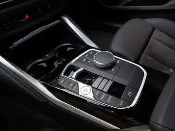 BMW M240i xdrive