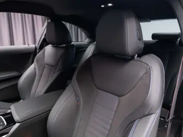 BMW M240i xdrive