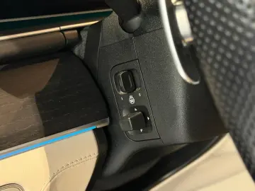 MERCEDES-BENZ GLS 63 AMG 4M  Pano HuD StHzg LederExklusiv TV