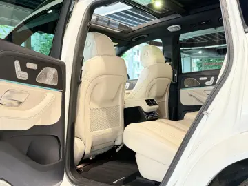 MERCEDES-BENZ GLS 63 AMG 4M  Pano HuD StHzg LederExklusiv TV