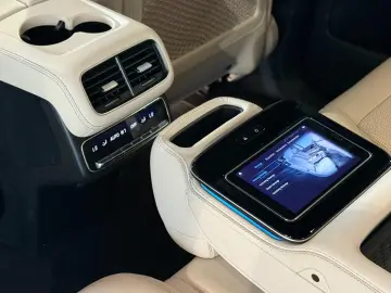 MERCEDES-BENZ GLS 63 AMG 4M  Pano HuD StHzg LederExklusiv TV