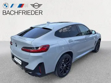 BMW X4 M40i