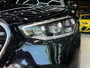 MERCEDES-BENZ S 450 d 4M PREM CHAUFFEUR-PAKET TV HUP…