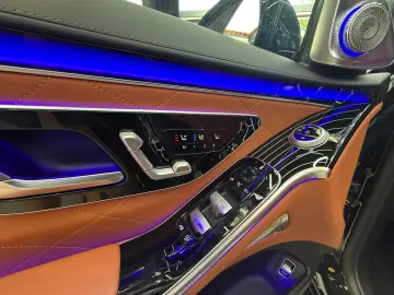 MERCEDES-BENZ S 450 d 4M PREM CHAUFFEUR-PAKET TV HUP…