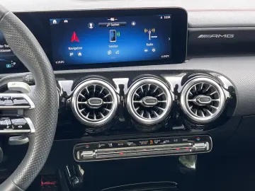 MERCEDES-BENZ CLA 35 AMG 4M Speedshift AMG Line Adva…