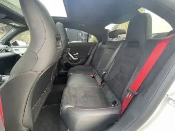 MERCEDES-BENZ CLA 35 AMG 4M Speedshift AMG Line Adva…