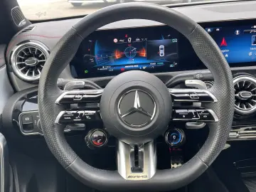 MERCEDES-BENZ CLA 35 AMG 4M Speedshift AMG Line Adva…