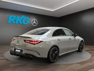 MERCEDES-BENZ CLA 35 AMG 4M NIGHT PANO DISTRONIC MEMORY 360