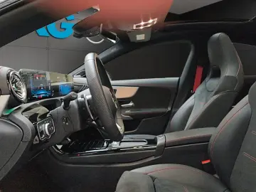 MERCEDES-BENZ CLA 35 AMG 4M NIGHT PANO DISTRONIC MEMORY 360