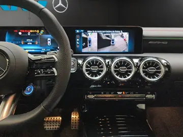 MERCEDES-BENZ CLA 35 AMG 4M NIGHT PANO DISTRONIC MEMORY 360