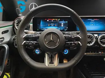 MERCEDES-BENZ CLA 35 AMG 4M NIGHT PANO DISTRONIC MEMORY 360