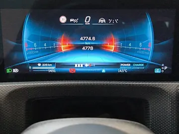 MERCEDES-BENZ CLA 35 AMG 4M NIGHT PANO DISTRONIC MEMORY 360