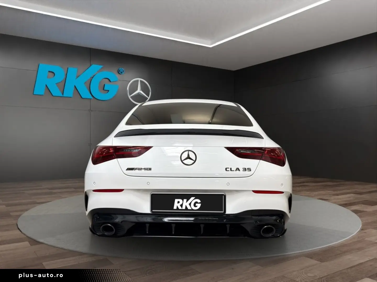 MERCEDES-BENZ CLA 35 AMG 4M NIGHT AERO PANO DISTRONIC KAMERA