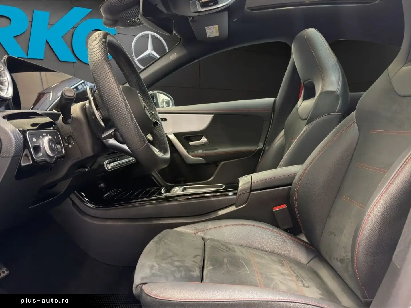 MERCEDES-BENZ CLA 35 AMG 4M NIGHT AERO PANO DISTRONIC KAMERA