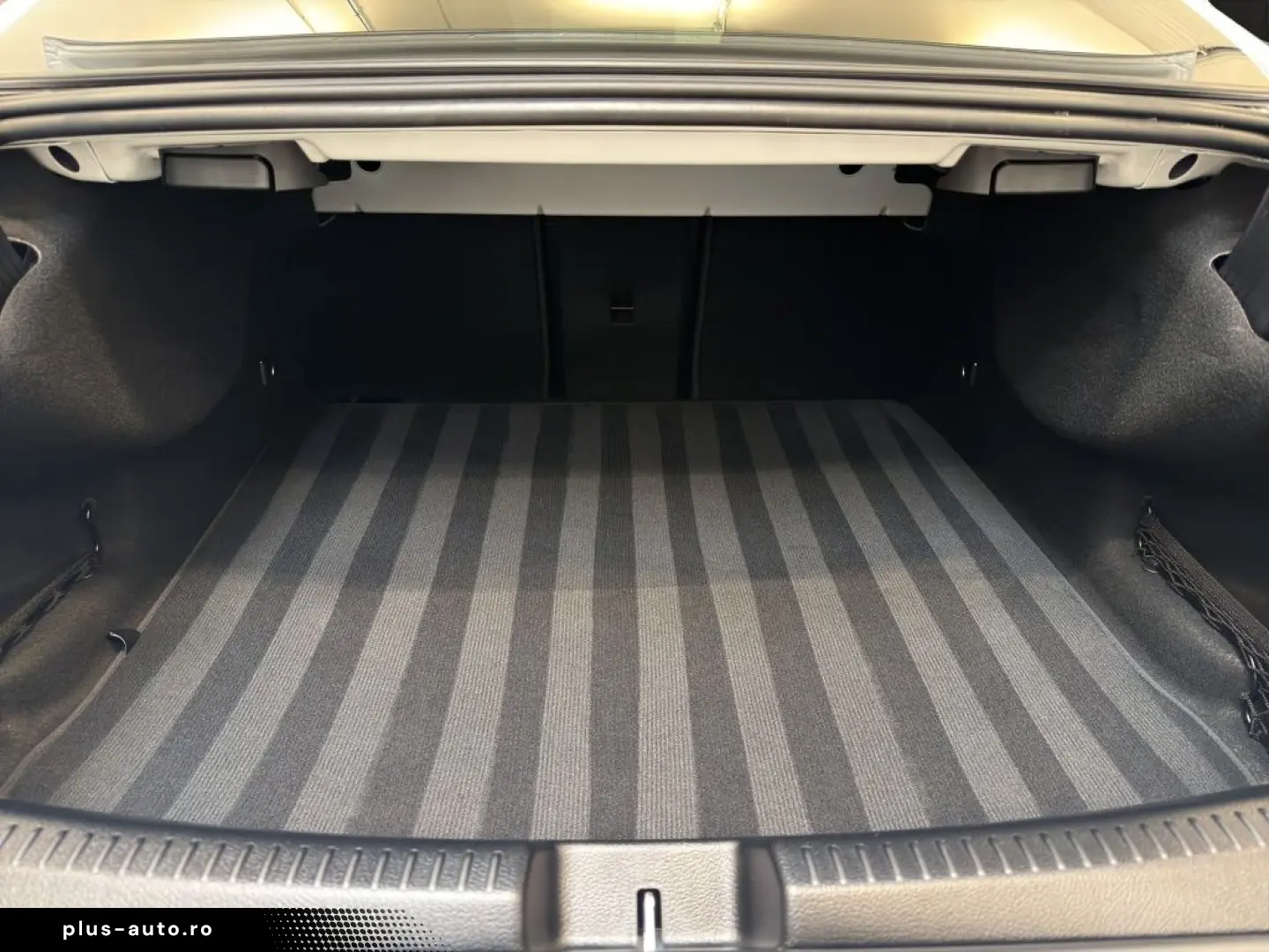 MERCEDES-BENZ CLA 35 AMG 4M NIGHT AERO PANO DISTRONIC KAMERA