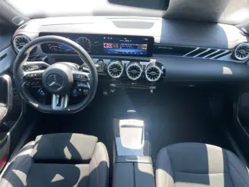 MERCEDES-BENZ AMG CLA 35 4M Coupé PANO BURMESTER AMG…