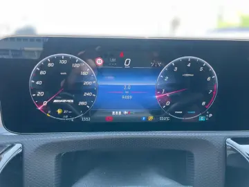 MERCEDES-BENZ AMG CLA 35 4M Coupé PANO BURMESTER AMG…