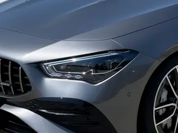 MERCEDES-BENZ AMG CLA 35 4M Coupé PANO BURMESTER AMG…