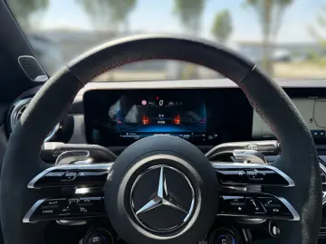 MERCEDES-BENZ AMG CLA 45 S 4M  Coupé  NIGHT MEMO PANO MBEAM