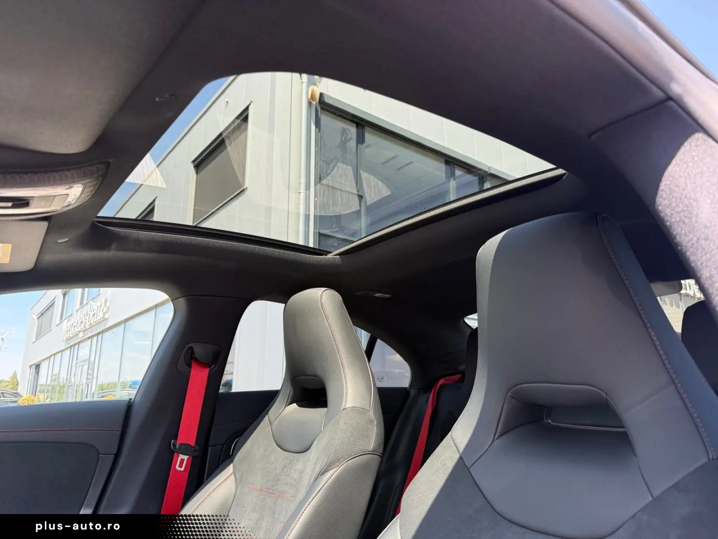 MERCEDES-BENZ AMG CLA 45 S 4M  Coupé  NIGHT MEMO PANO MBEAM