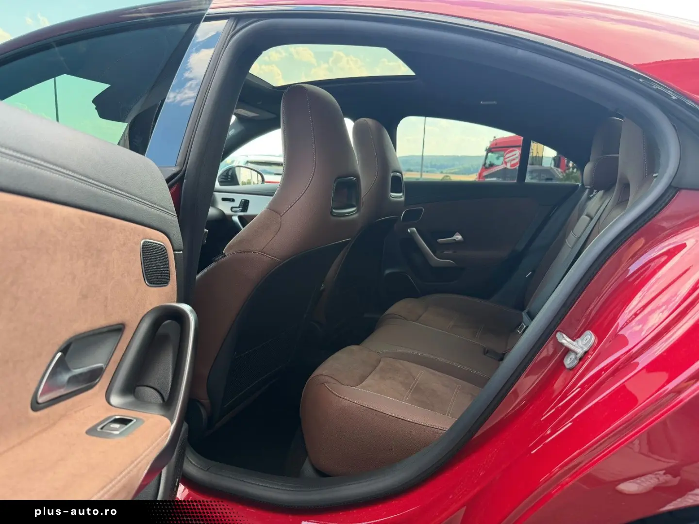 MERCEDES-BENZ CLA 45 S AMG Pano Burm Memory Distr HUD 360