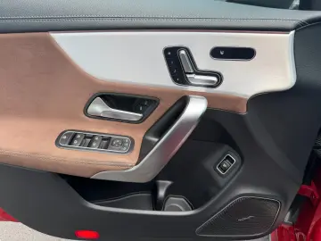 MERCEDES-BENZ CLA 45 S AMG Pano Burm Memory Distr HUD 360