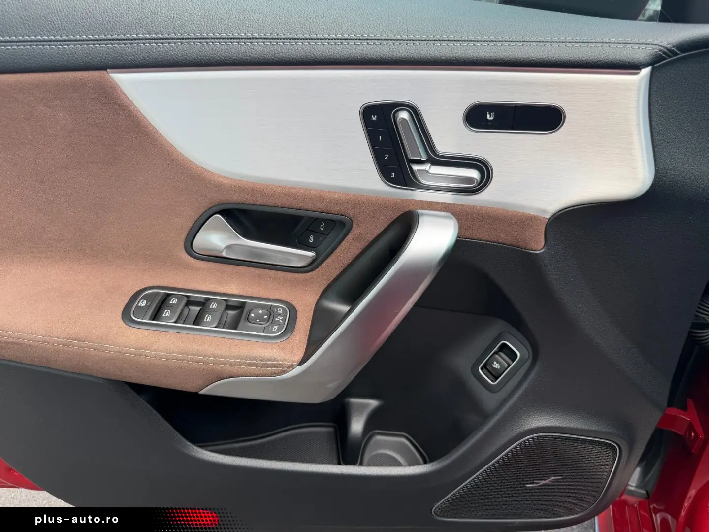 MERCEDES-BENZ CLA 45 S AMG Pano Burm Memory Distr HUD 360