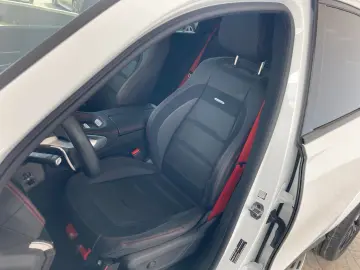 MERCEDES-BENZ GLE 53 AMG HYBRID 4M  Pano-Dach Distro…