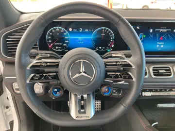 MERCEDES-BENZ GLE 53 AMG HYBRID 4M  Pano-Dach Distro…
