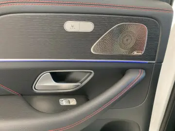 MERCEDES-BENZ GLE 53 AMG HYBRID 4M  Pano-Dach Distro…