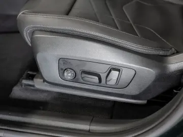 BMW X1 xDrive30e xLine LED AKTIVSITZE NAVI KAMERA