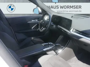 BMW X1 xDrive25e M Sportpaket DAB Parkassistent Shz