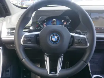 BMW X1 xDrive25e M Sportpaket DAB Parkassistent Shz