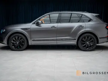 BENTLEY Bentayga 4.0 V8 First Edition Mulliner Blackline