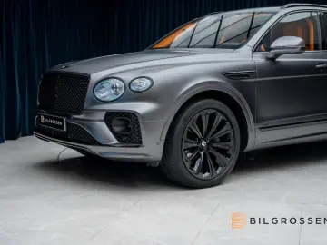 BENTLEY Bentayga 4.0 V8 First Edition Mulliner Blackline