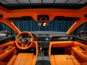 BENTLEY Bentayga 4.0 V8 First Edition Mulliner Blackline