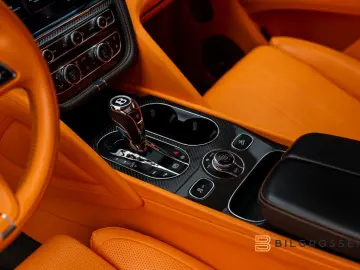 BENTLEY Bentayga 4.0 V8 First Edition Mulliner Blackline