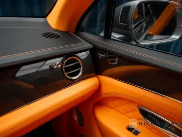 BENTLEY Bentayga 4.0 V8 First Edition Mulliner Blackline