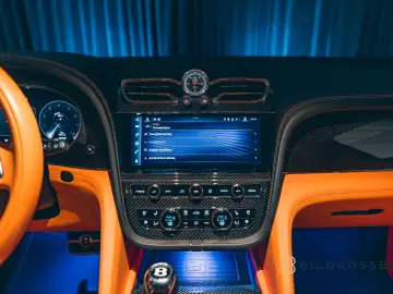 BENTLEY Bentayga 4.0 V8 First Edition Mulliner Blackline