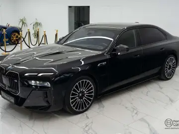 BMW 760 e M xDrive