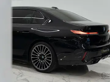 BMW 760 e M xDrive