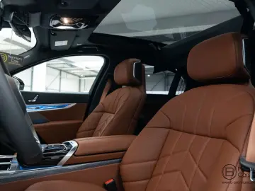 BMW 760 e M xDrive