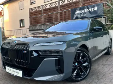 BMW i7 M70 xDrive PANO-SKY B&W Fond-TV Executive