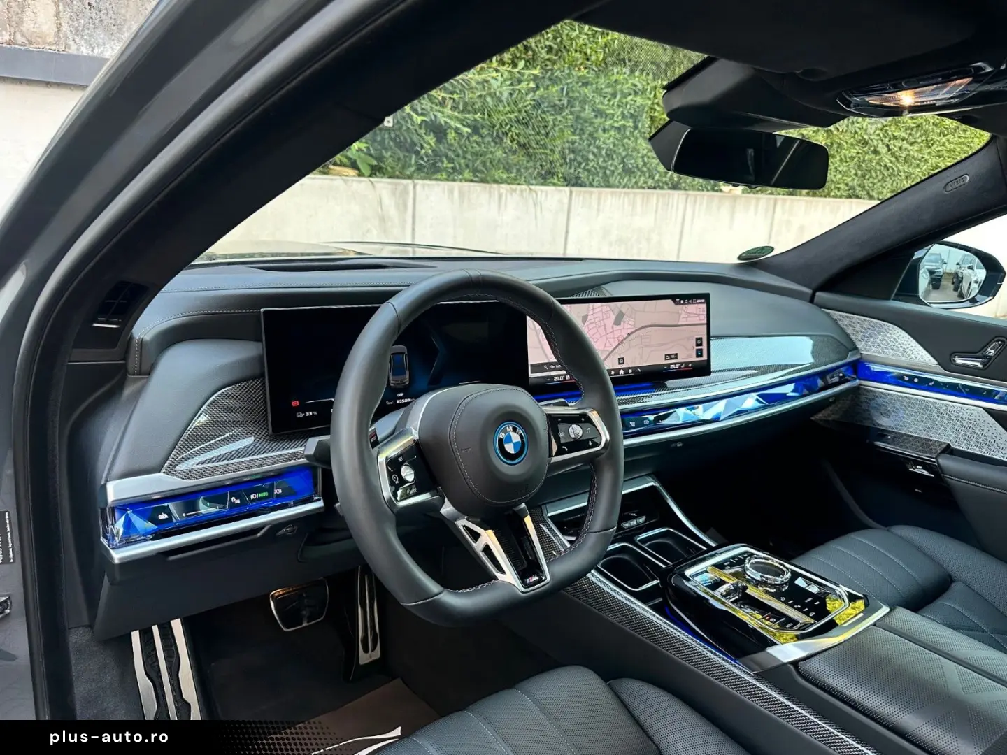 BMW i7 M70 xDrive PANO-SKY B&W Fond-TV Executive